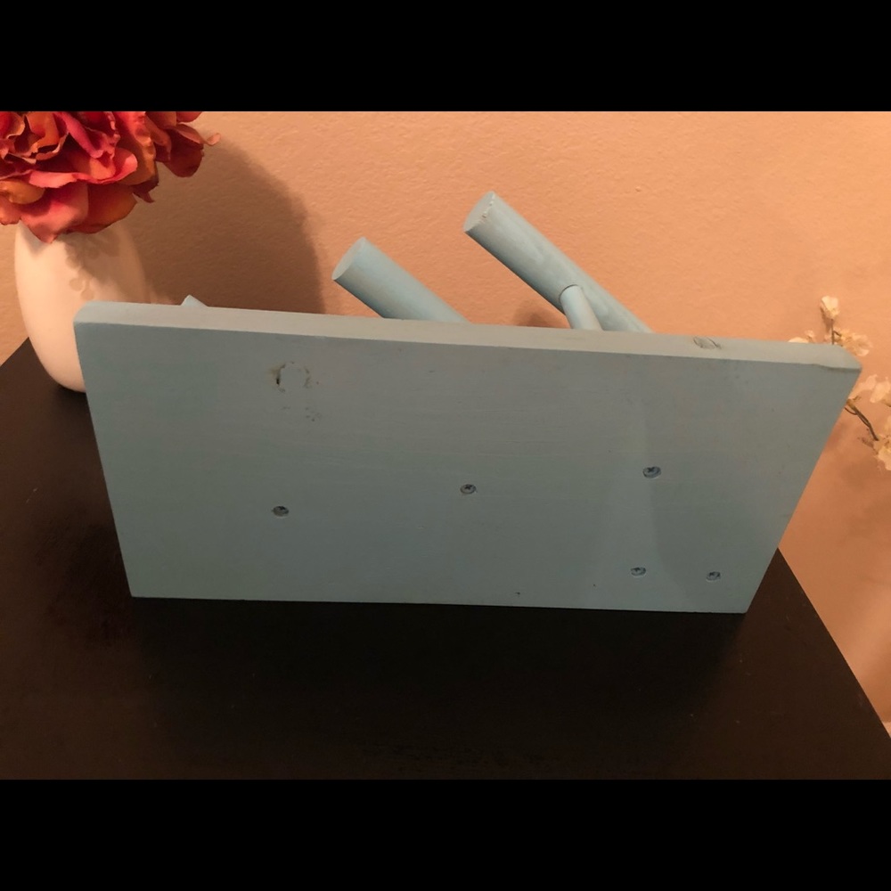 Sky Blue Wooden Jewelry Stand - Picture 7 of 7